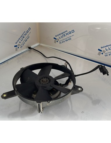 Electroventilador del radiador derecho Honda Varadero XLV 1000 2003