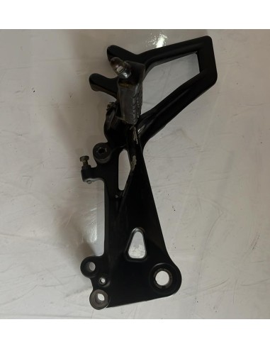 Estribera derecha con soporte KTM RC 125 2016