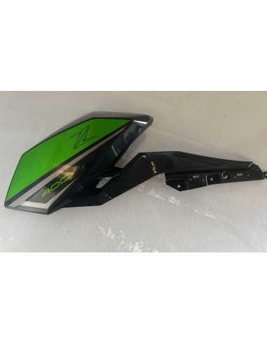 Frontal lado izquierdo Kawasaki Z 400 2022