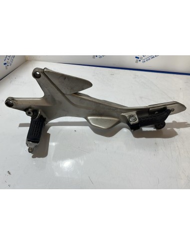 Soporte de estribera izquierda Honda CBF 600 2007