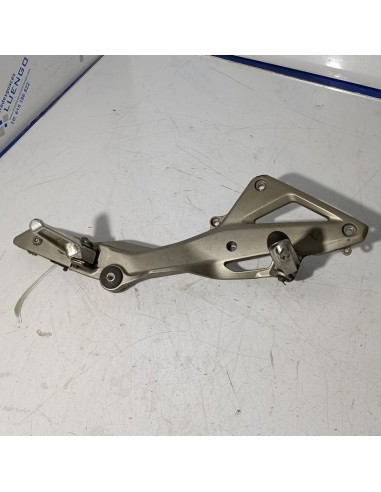 Soporte de estribera derecha Honda CB 600 F 2007