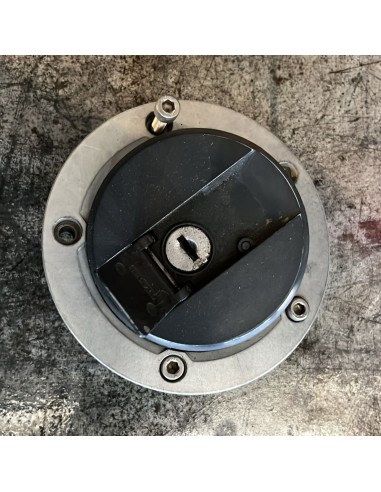 Tapón de depósito gasolina Suzuki GSR 600 2006